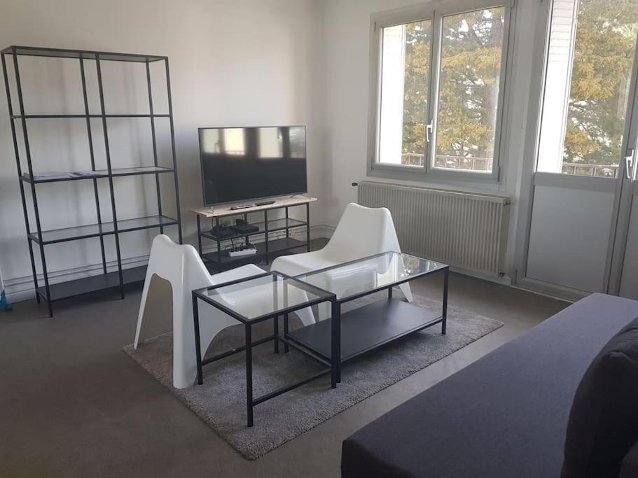 Appartement Calme 3 Chambres Avec Lit Double Wifi - Parking Facile Vandoeuvre-lès-Nancy Eksteriør billede